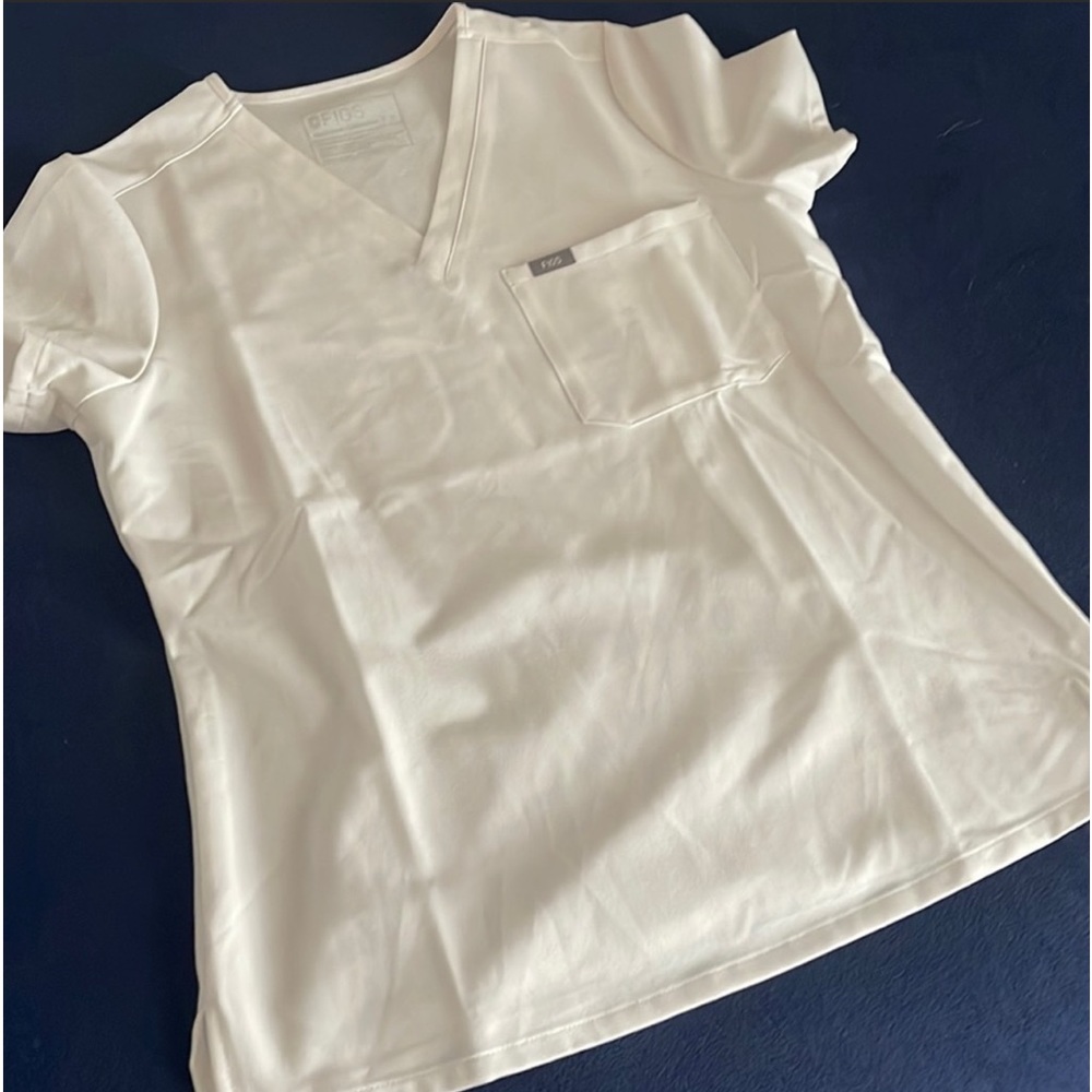 Figs white top